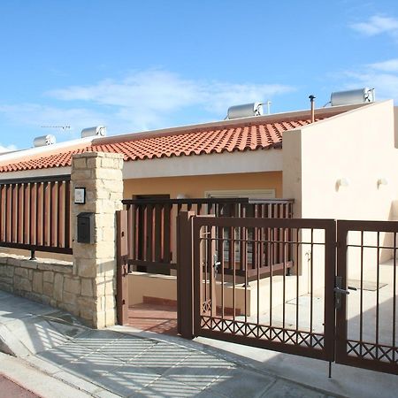 Melanos Village A45 파포스 외부 사진